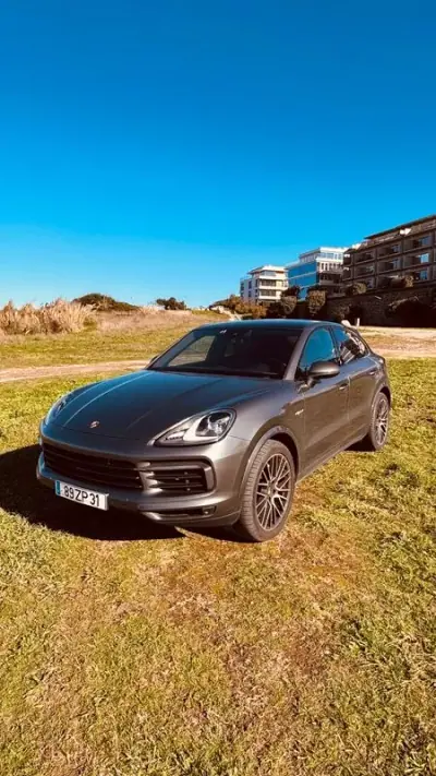 Porsche Cayenne Coupé 2019 - 57500 EUR, 247000 km - AUTO.MOTO.pt - 247000km - foto 10 de 25