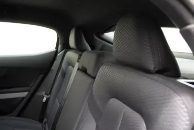 Polestar 2 2021 - 22500 EUR, 138000 km - AUTO.MOTO.pt - 138000km - foto 21 de 46