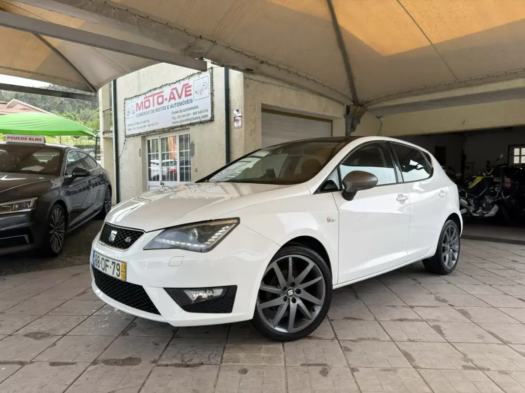 SEAT Ibiza 2013 - 9950 EUR, 120356 km - AUTO.MOTO.pt - 120356km - foto 1 de 29