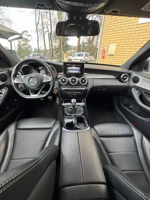 Mercedes-Benz C 200 2017 - 22500 EUR, 214300 km - AUTO.MOTO.pt - 214300km - foto 15 de 15