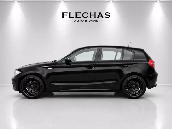 BMW 120 2008 - 6900 EUR, 268000 km - AUTO.MOTO.pt - 268000km - foto 5 de 6