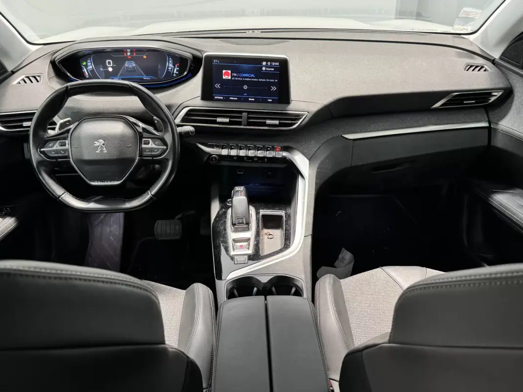 Peugeot 3008 2019 - 17490 EUR, 92000 km - AUTO.MOTO.pt - 92000km - foto 19 de 22