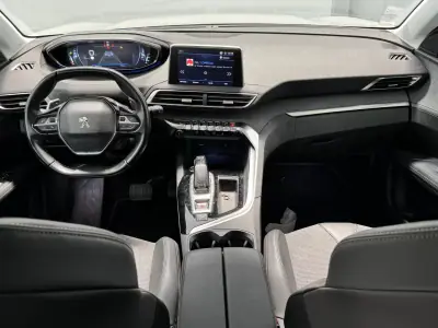 Peugeot 3008 2019 - 17490 EUR, 92000 km - AUTO.MOTO.pt - 92000km - foto 19 de 22