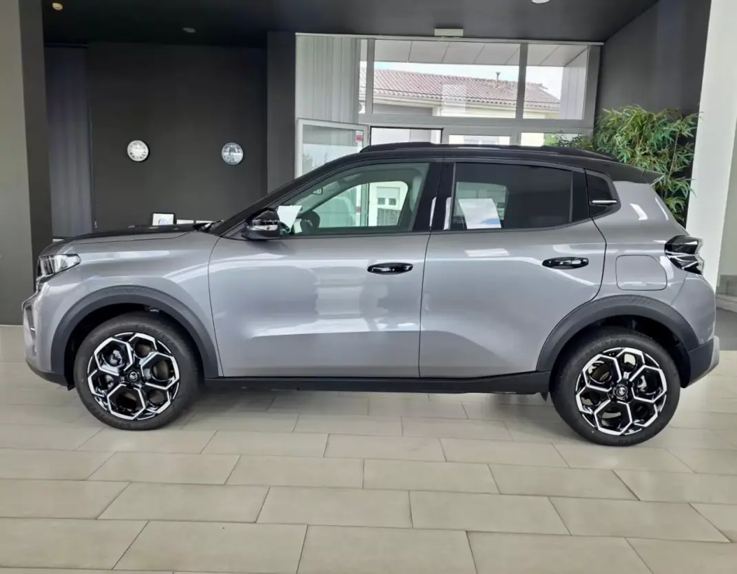 Citroën e-C3 2025 - 20499 EUR, 7487 km - AUTO.MOTO.pt - 7487km - foto 3 de 32