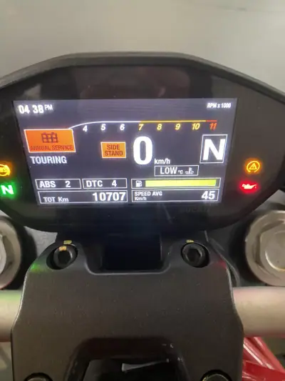 Ducati Monster 1000 2018 - 9950 EUR, 10707 km - AUTO.MOTO.pt - 10707km - foto 11 de 19