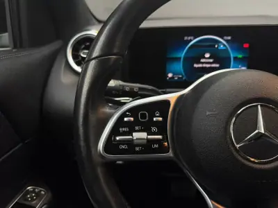 Mercedes-Benz GLA 250 2022 - 34000 EUR, 106000 km - AUTO.MOTO.pt - 106000km - foto 18 de 34