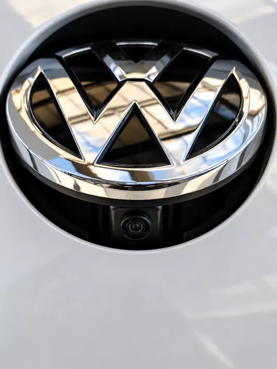 Volkswagen Golf 2015 - 23490 EUR, 96049 km - 96049km - foto 27 de 35
