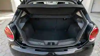 Alfa Romeo MiTo 2010 - 6000 EUR, 150000 km - AUTO.MOTO.pt - 150000km - foto 6 de 11