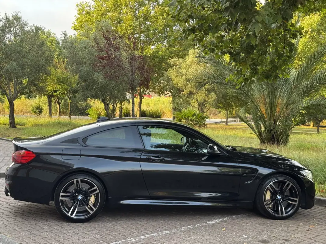 BMW M4 2017 - 58965 EUR, 120000 km - 120000km - foto 8 de 31
