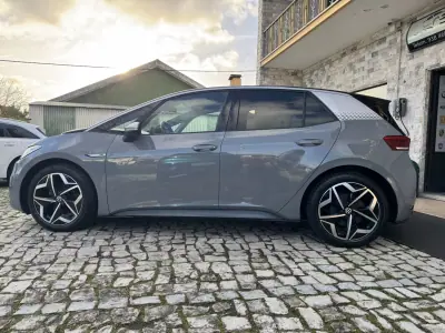 Volkswagen ID.3 2020 - 19500 EUR, 94000 km - AUTO.MOTO.pt - 94000km - foto 4 de 44