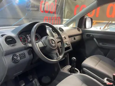 VW CADDY 1.9 SDI 2017 - 11500 EUR, 76000 km - AUTO.MOTO.pt - 76000km - foto 15 de 26