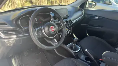 Fiat Tipo 2022 - 13490 EUR, 72000 km - AUTO.MOTO.pt - 72000km - foto 18 de 20