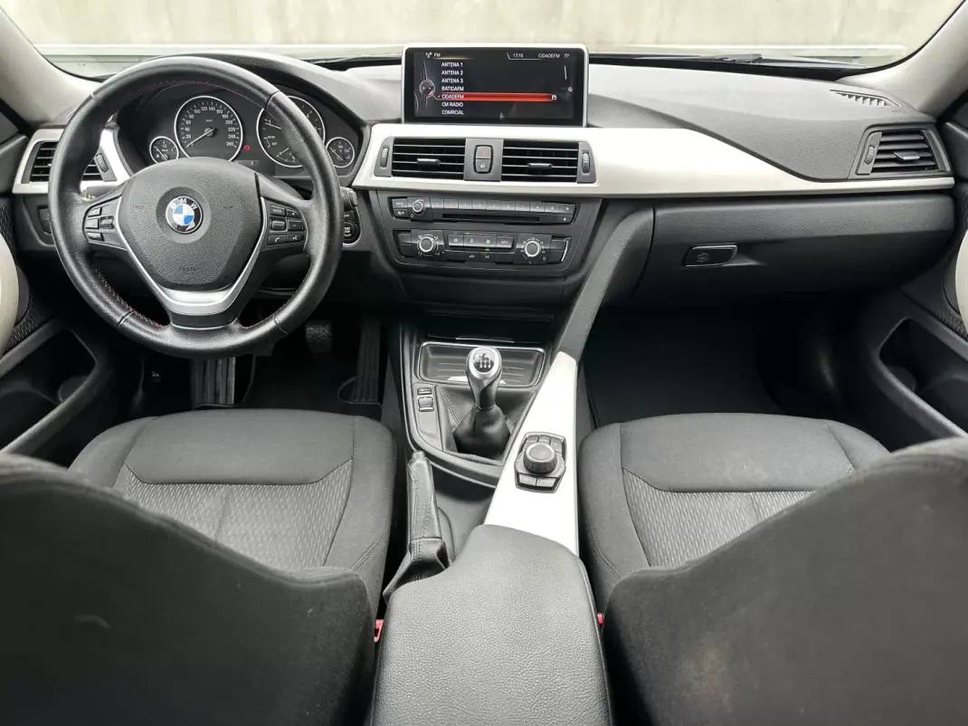 BMW 418 Gran Coupé 2015 - 15900 EUR, 293000 km - 293000km - foto 22 de 52