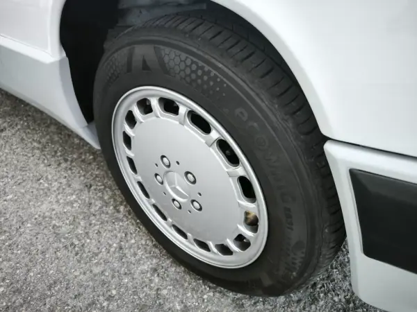 Mercedes-Benz 1993 - 9950 EUR, 89439 km - AUTO.MOTO.pt - 89439km - foto 53 de 60