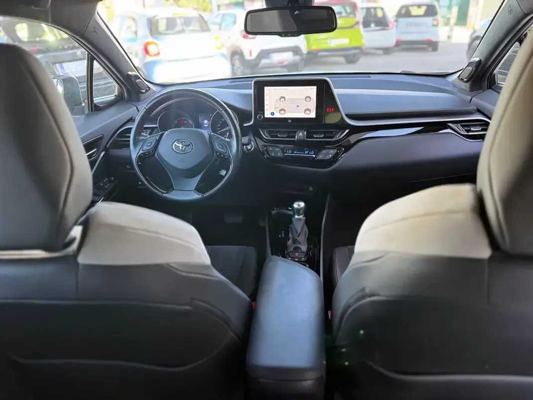 Toyota C-HR 2022 - 30900 EUR, 79989 km - 79989km - foto 35 de 60