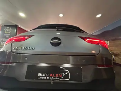 Mercedes-Benz CLA 180 2020 — foto 6 de 28