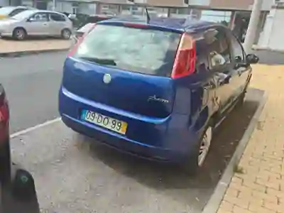 Fiat Grande Punto 2007 - 3000 EUR, 90000 km - 90000km - foto 3 de 4