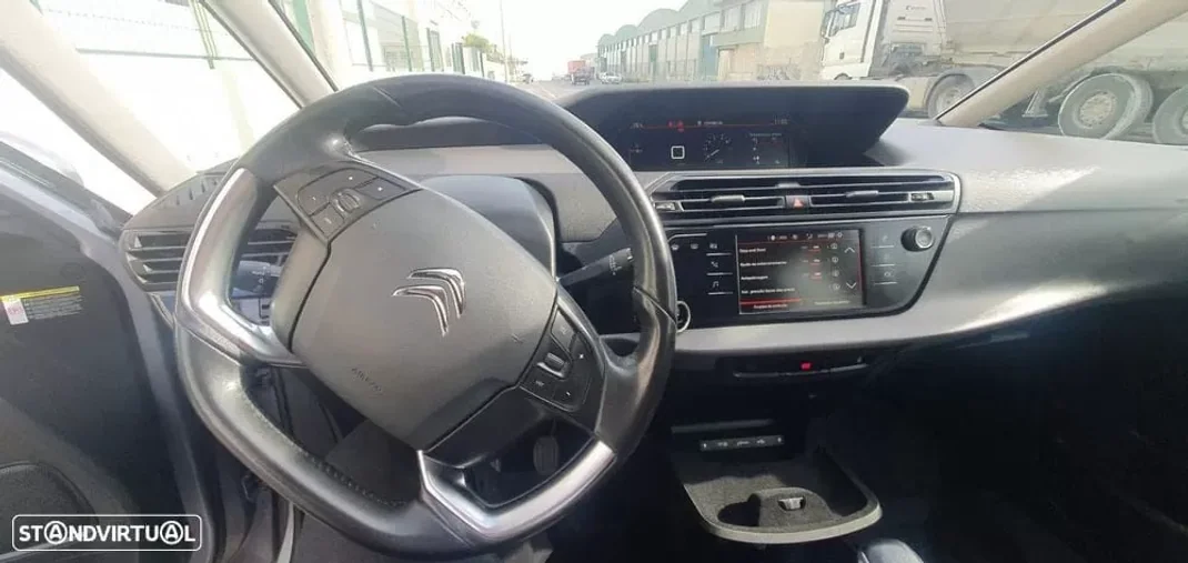 Citroën C4 Spacetourer 2020 - 17500 EUR, 220000 km - AUTO.MOTO.pt - 220000km - foto 9 de 18