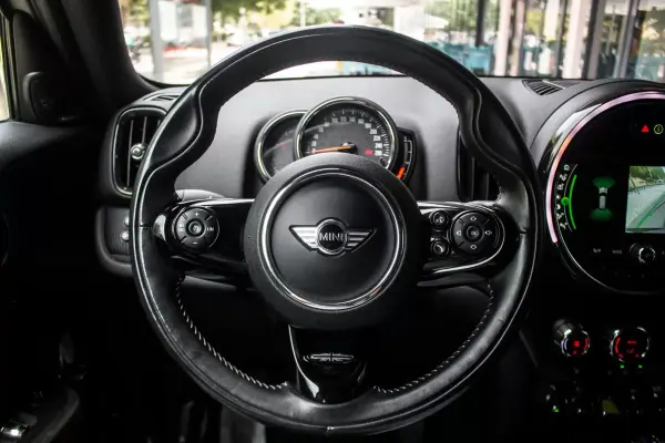 MINI Countryman 2018 - 19990 EUR, 92179 km - AUTO.MOTO.pt - 92179km - foto 13 de 44