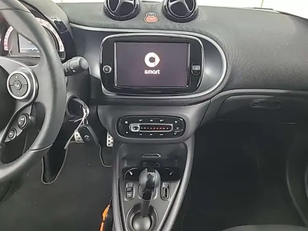 Smart ForFour 2021 - 11900 EUR, 64913 km - 64913km - foto 9 de 12