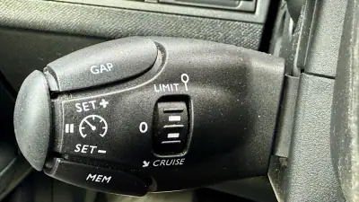 Peugeot 3008 2019 - 17900 EUR, 107577 km - AUTO.MOTO.pt - 107577km - foto 41 de 55