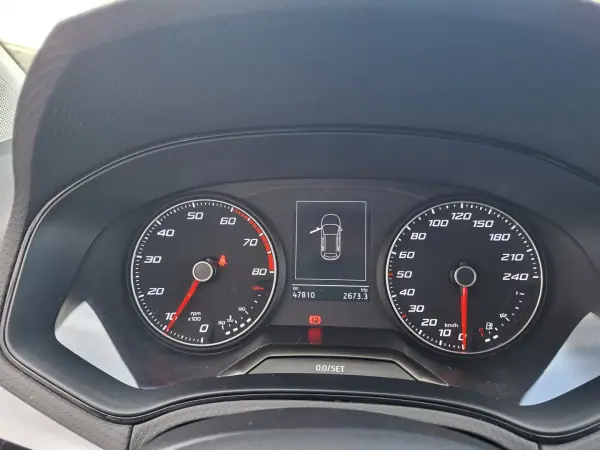 SEAT Arona 2022 - 15750 EUR, 47500 km - AUTO.MOTO.pt - 47500km - foto 22 de 28