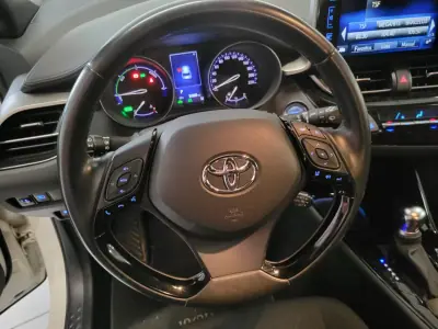 Toyota C-HR 2019 - 22950 EUR, 84605 km - 84605km - foto 18 de 29