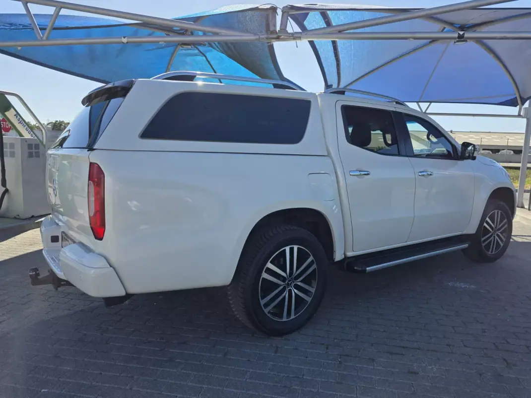 Mercedes-Benz X 250 2018 - 32990 EUR, 109235 km - AUTO.MOTO.pt - 109235km - foto 8 de 17