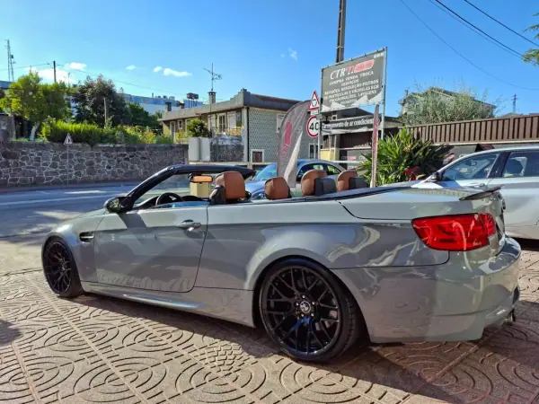 BMW 335 2008 - 34900 EUR, 170000 km - AUTO.MOTO.pt - 170000km - foto 29 de 47