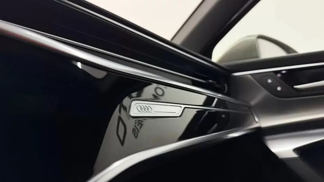 Audi A6 2019 - 34990 EUR, 140670 km - AUTO.MOTO.pt - 140670km - foto 30 de 37