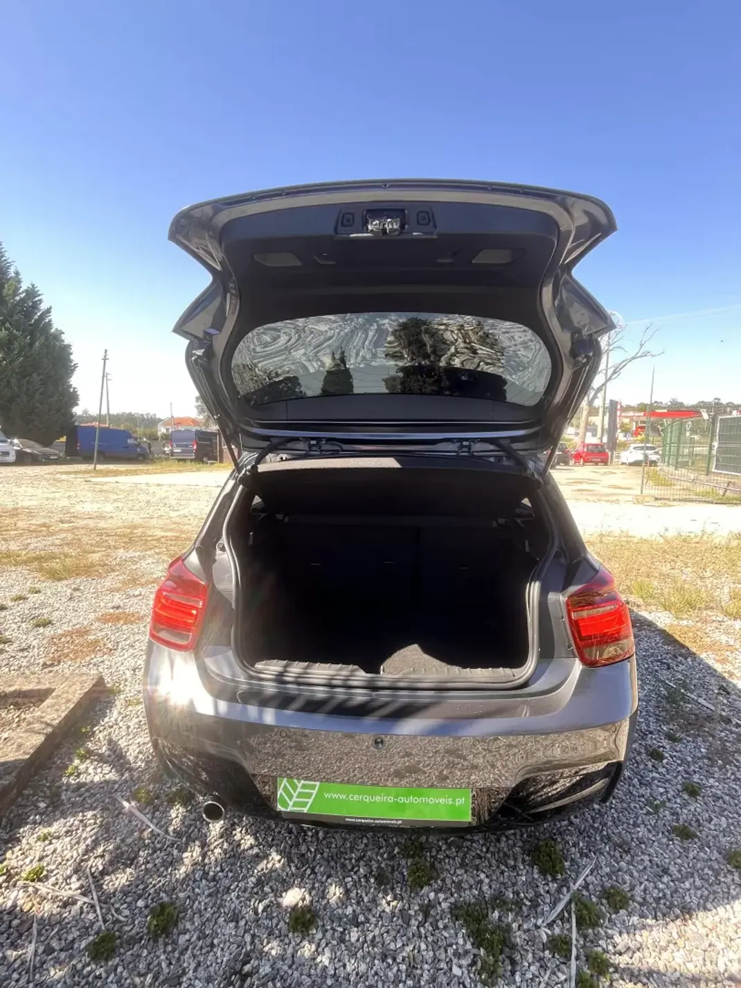 BMW 118 2014 - 15999 EUR, 193000 km - 193000km - foto 7 de 30