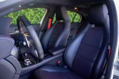 Mercedes-Benz GLA 45 AMG 2015 - 34900 EUR, 49200 km - AUTO.MOTO.pt - 49200km - foto 13 de 20