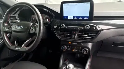 Ford Kuga 2022 - 15400 EUR, 78900 km - AUTO.MOTO.pt - 78900km - foto 12 de 12