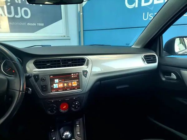 Citroën C-Elysée 2018 - 12500 EUR, 63213 km - AUTO.MOTO.pt - 63213km - foto 23 de 25