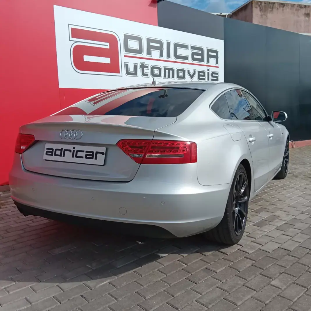Audi A5 Sportback 2011 - 17500 EUR, 120459 km - AUTO.MOTO.pt - 120459km - foto 11 de 31