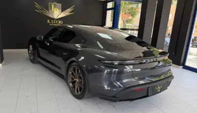 Porsche Taycan 2023 - 69000 EUR, 84534 km - AUTO.MOTO.pt - 84534km - foto 17 de 39