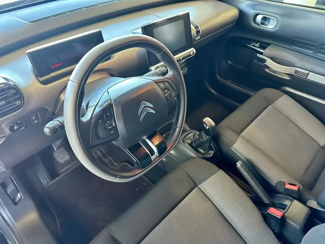 Citroën C4 Cactus 2017 - 11900 EUR, 135000 km - AUTO.MOTO.pt - 135000km - foto 9 de 10