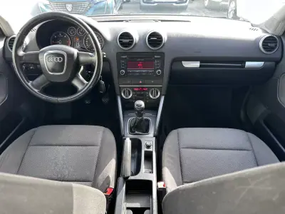 Audi A3 Sportback 2009 - 6500 EUR, 330000 km - AUTO.MOTO.pt - 330000km - foto 18 de 35