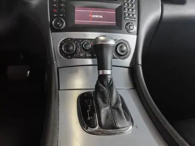 Mercedes-Benz CLC 180 2010 - 9500 EUR, 269000 km - AUTO.MOTO.pt - 269000km - foto 32 de 33