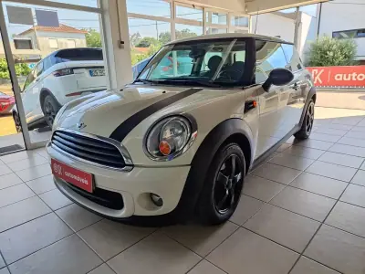 MINI One 2011 - 8250 EUR, 180000 km - AUTO.MOTO.pt - 180000km - foto 5 de 34