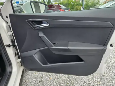 SEAT Arona 2018 - 15500 EUR, 115150 km - AUTO.MOTO.pt - 115150km - foto 31 de 51