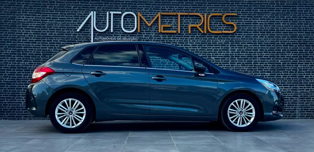 Citroën C4 2011 - 7250 EUR, 233000 km - AUTO.MOTO.pt - 233000km - foto 12 de 16
