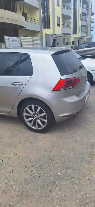Volkswagen Golf 2013 - 9000 EUR, 195000 km - 195000km - foto 2 de 5