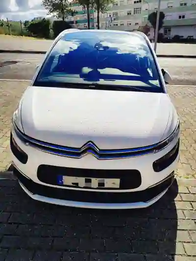 Citroën C4 Grand Picasso 2018 - 10890 EUR, 217500 km - AUTO.MOTO.pt - 217500km - foto 22 de 22
