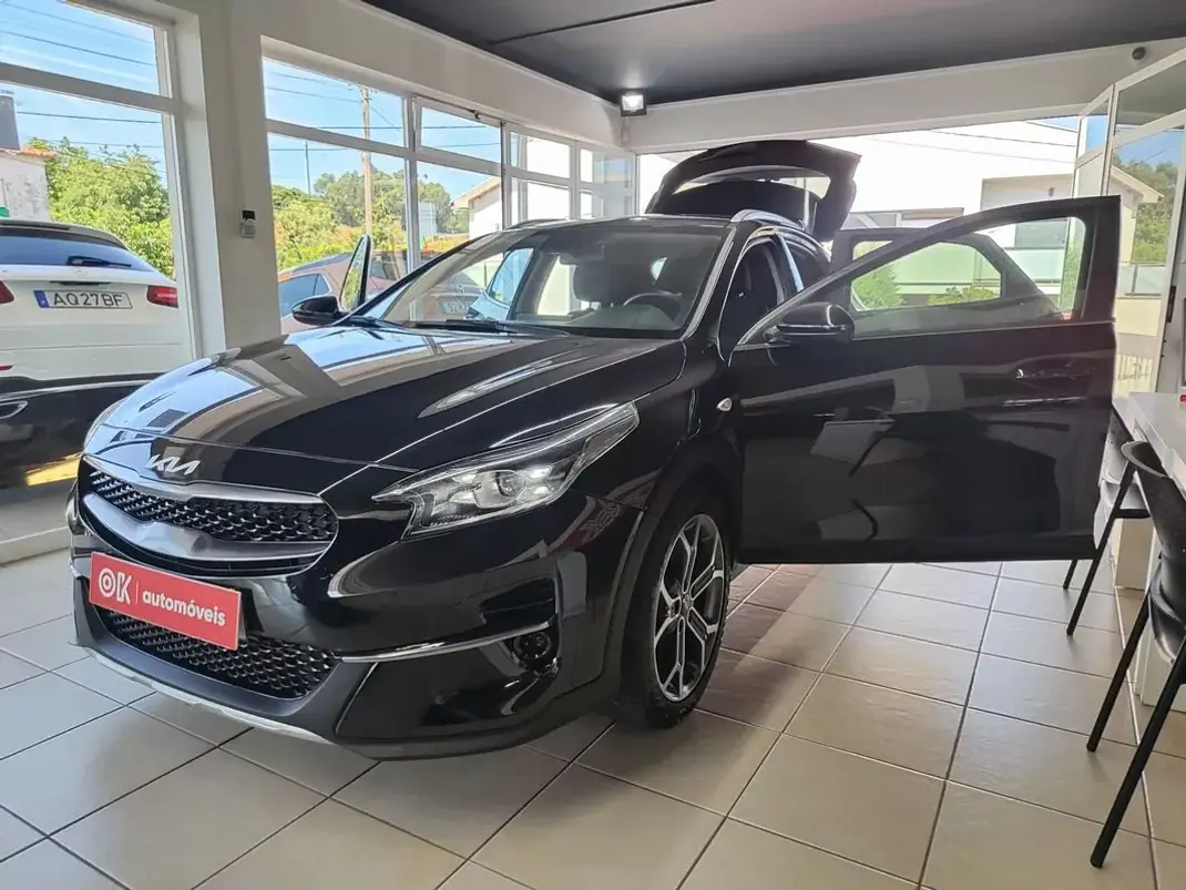Kia XCeed 2022 - 17500 EUR, 68000 km - 68000km - foto 21 de 37