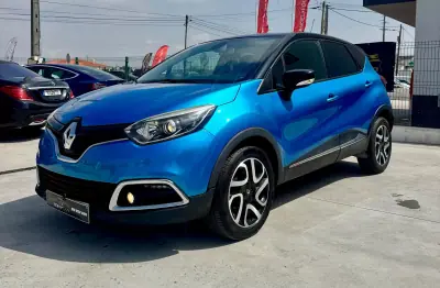 Renault Captur 2015 - 14900 EUR, 164000 km - AUTO.MOTO.pt - 164000km - foto 5 de 17