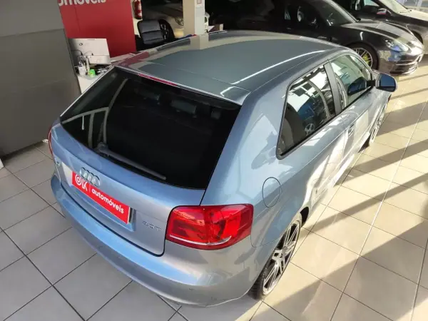 Audi A3 2010 - 10350 EUR, 259000 km - AUTO.MOTO.pt - 259000km - foto 12 de 31