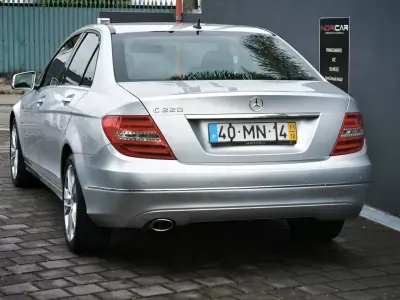 Mercedes-Benz C 220 2011 - 8950 EUR, 430000 km - AUTO.MOTO.pt - 430000km - foto 2 de 52