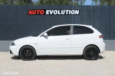 Seat IBIZA 1.4TDI 6L VAN 2007 - 5450 EUR, 168000 km - AUTO.MOTO.pt - 168000km - foto 3 de 9