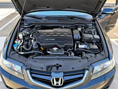 Honda Accord 2004 - 6990 EUR, 184111 km - 184111km - foto 24 de 28